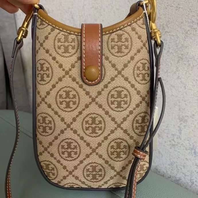 Tory Burch T Monogram Phone Crossbody / Tory Phone Bag พร้อมส่ง กระเป๋าใส่โทรศัพท์ สวยคม ด้านหลังมีช่องใส่บัตร