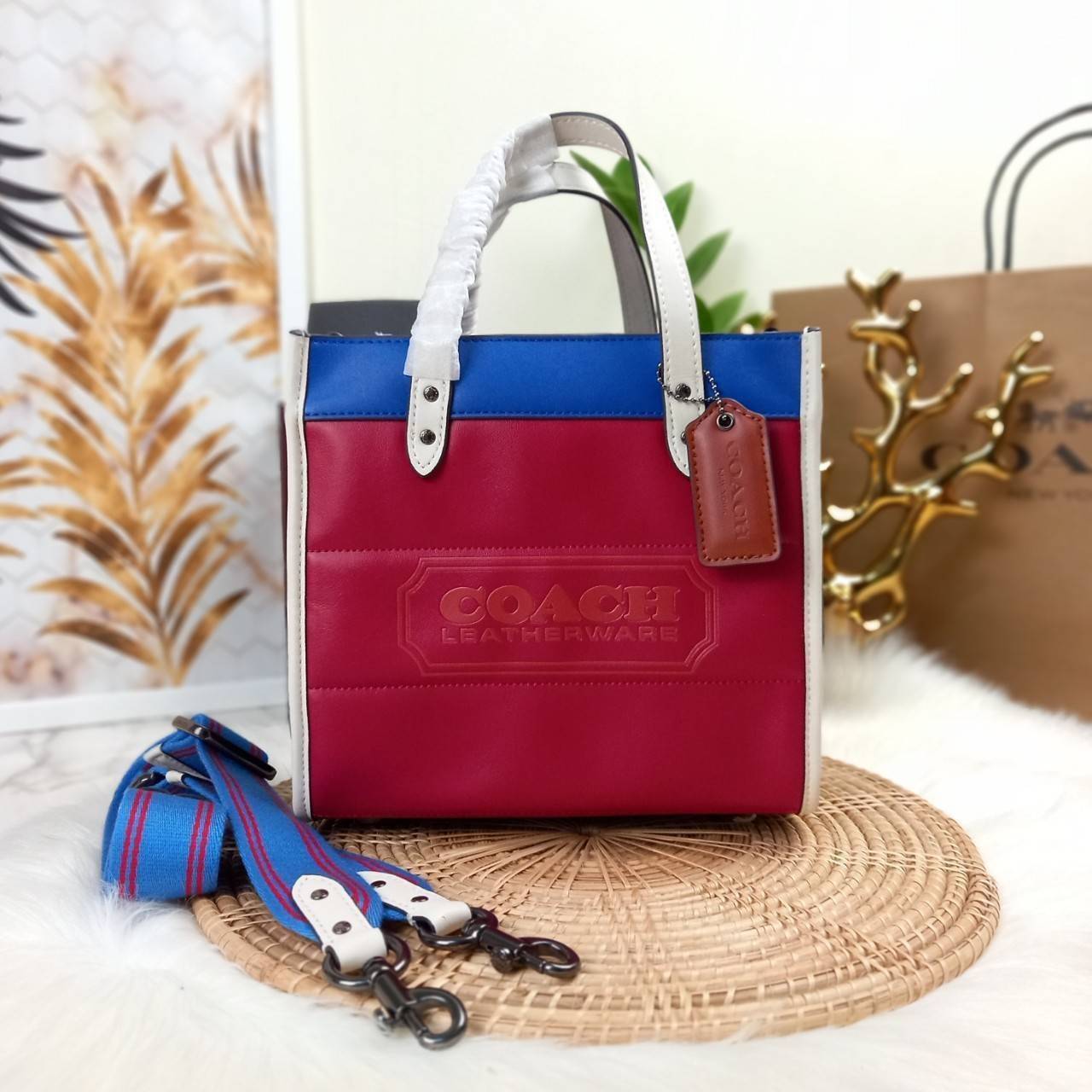 COACH CASUAL STYLE STREET STYLE 2WAY PLAIN LEATHER ELEGANT STYLE (C6958 C6852) 🌺 ที่สุด! ของที่สุด!! กระเป๋าถือ กระเป๋าสะพายรูปทรงสุดฮิต สุดคลาสสิค รุ่น UNISEX ที่ชิคๆ สบายๆ ได้ทั้งชายและหญิง// วัสดุหนังแท้ทั้งใบ ตัดเย็บด้วยหนังเนื้อนุ่มพิเศษ หนา 
