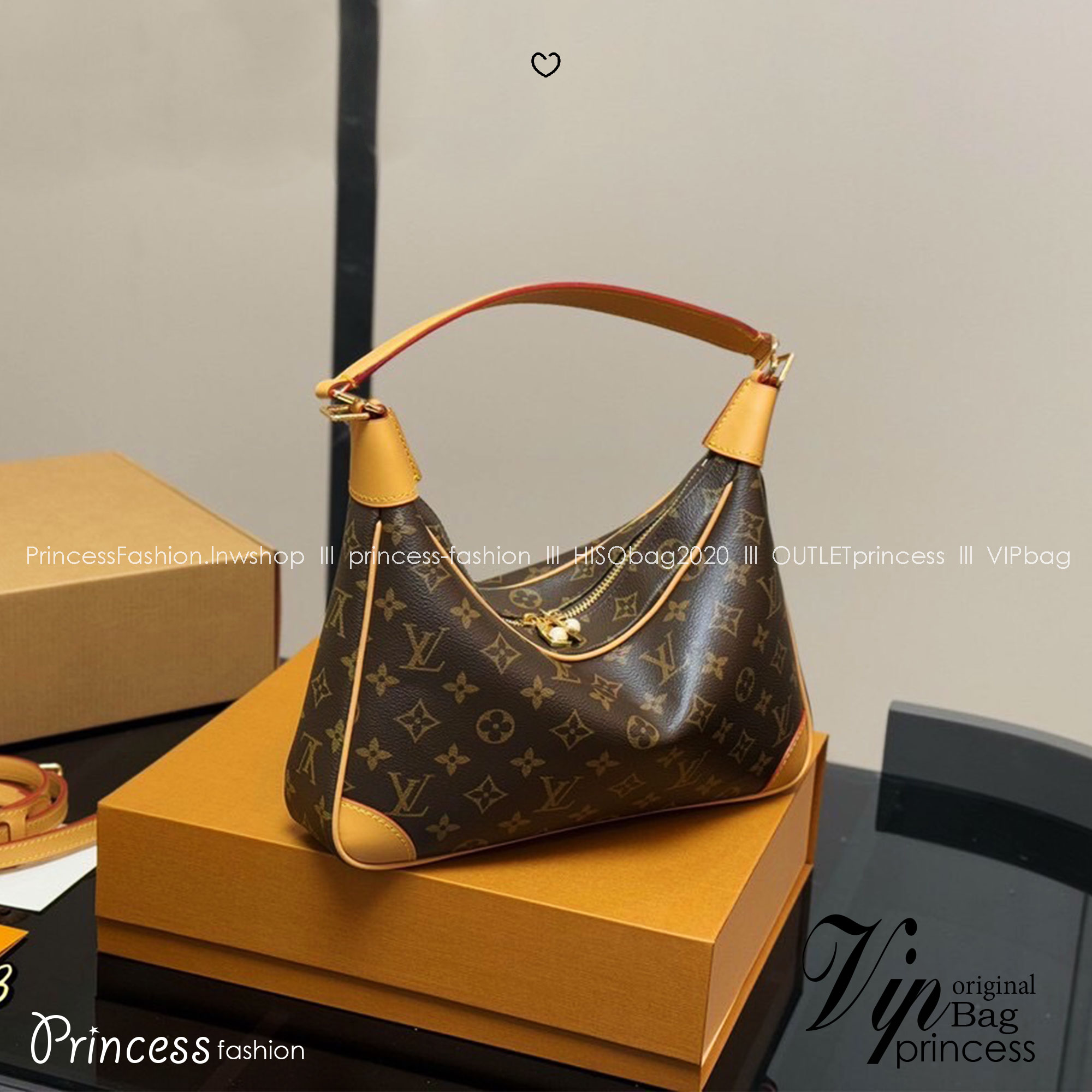 LV Boulogne Hobo Monogram Bag กระเป๋าสะพายทรงโฮโบดีไซน์คลาสสิครุ่นสุดปัง น้องใหม่พร้อมแล้ว…mom, dad พร้อมมั้ยค๊าา!! ใช้งานได้สะดวกคล่องตัว ขนาดใหม่ไซส์ใหญ่ขึ้นเอาใจแม่ที่มีของใส่น้องเยอะๆ