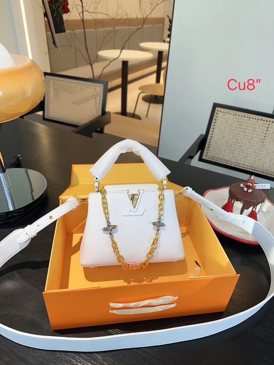 LV Capucines BB top handle / LV BAG พร้อมส่ง 6 สี ที่สุดของความสวยในราคาเบาๆ กระเป๋าถือสุดหรู ดีไซน์ทรงคลาสสิค พร้อมสายโซ่อะไหล่ทองหรูหรา