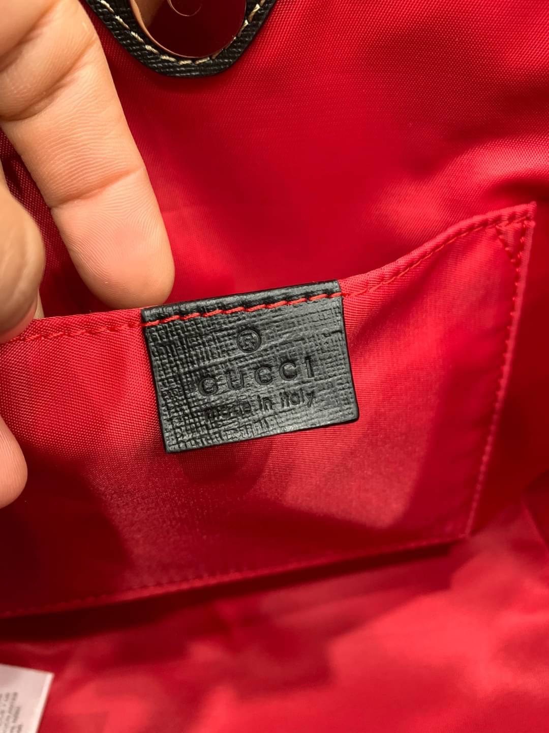 รวมแบบ GUCCI Children's tote bag / Gucci kid tote / Gucci bag พร้อมส่งสต๊อกแน่น กับกระเป๋าโท้ทคิดท์ ไซส์น่ารักน่าใช้ ฮอตไม่หยุด เด็ดทุกดีไซน์ มีลายเข้าใหม่มากกว่าในรูปนะคะ **สินค้าเกรดออริจินอล 1:1 สลับแท้ งานสวยตามรูป ภาพถ่ายจากงานขายจริง ใช้งานต่าง