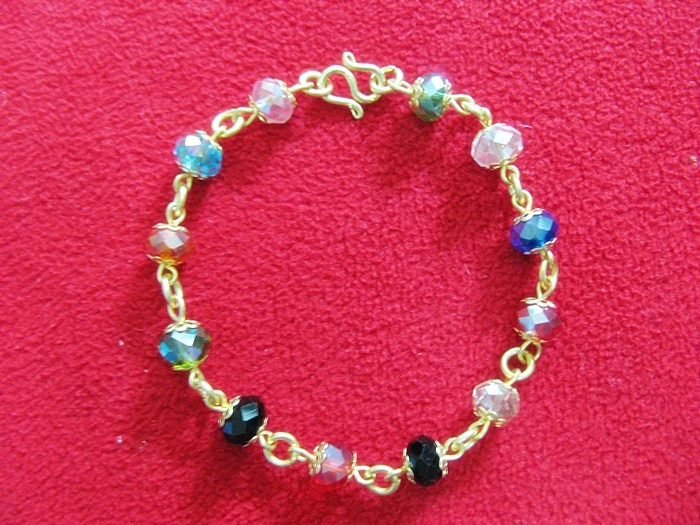 สินค้าจองค่ะ สร้อยข้อมือทองเหลืองคริสตัลค่ะ