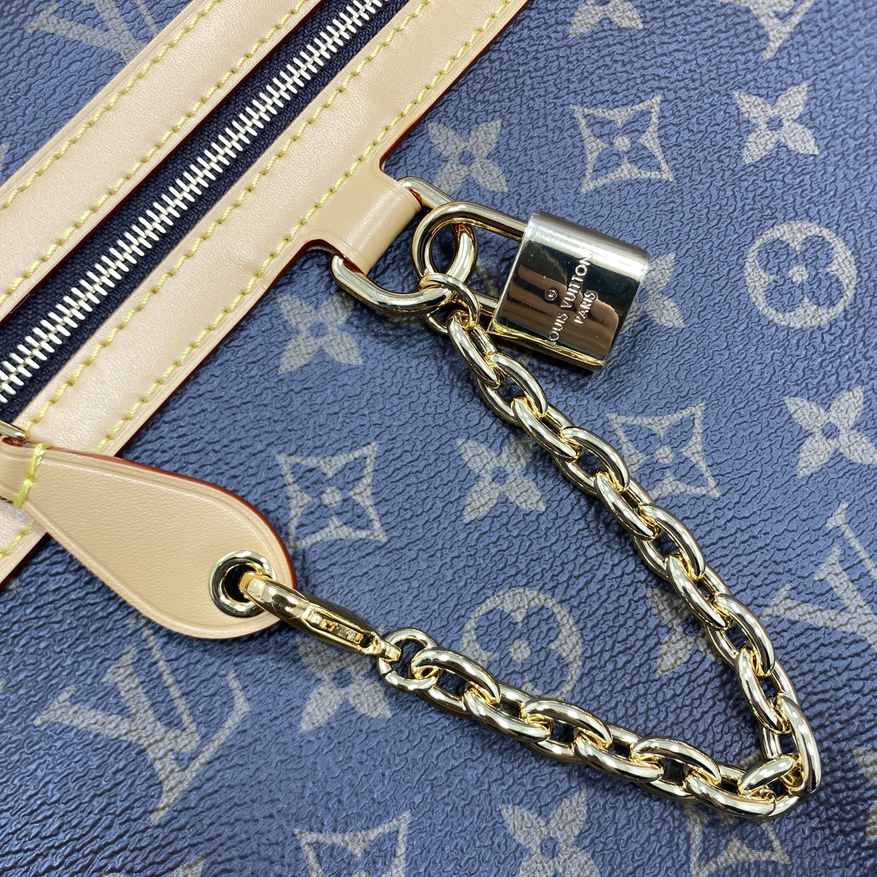 TOP ORI หนังแท้ | LV Ever More PM Monogram canvas กระเป๋าสะพายดีไซน์วินเทจ หูจับในตัว สวยหรู คลาสสิคตลอดกาล