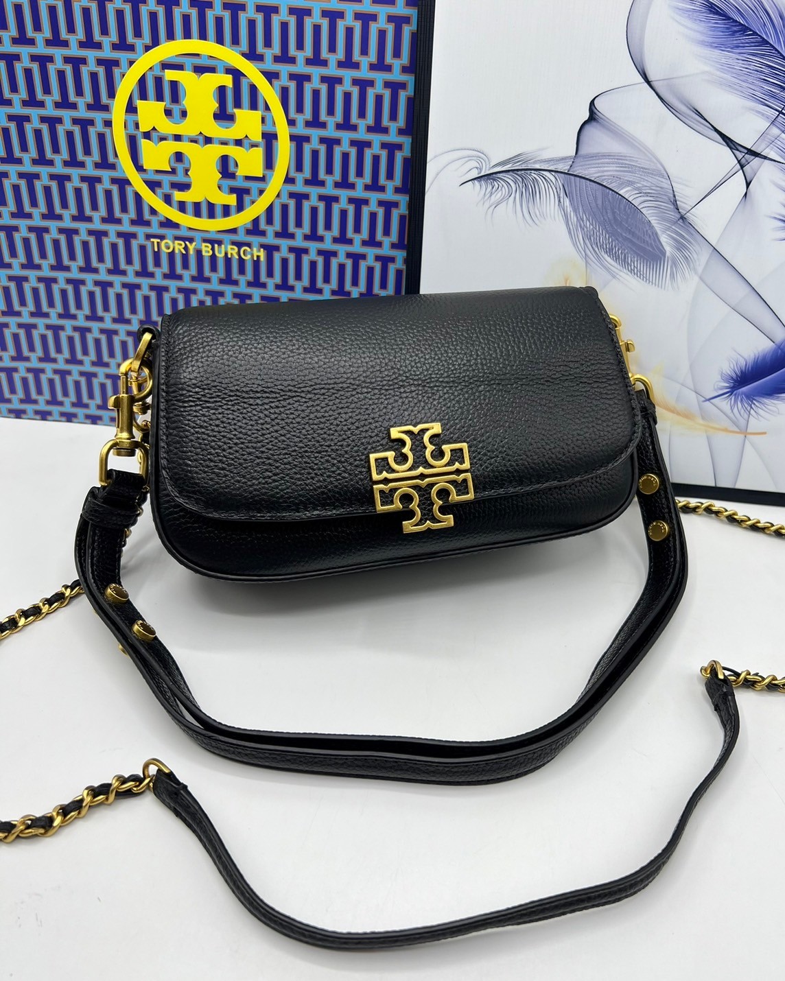 Tory Burch Britten Convertible Crossbody Bag กระเป๋าสะพายดีไซน์เรียบหรู เกรดออริ สลับแท้ 1:1 ใช้งานต่างประเทศได้