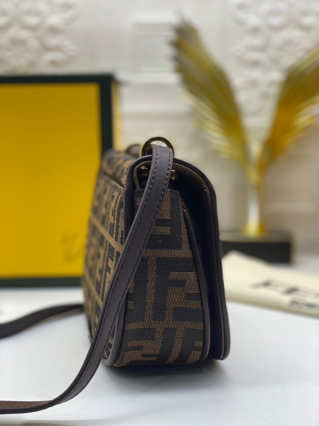 FENDI C’mon Mini leather bag เกรดออริจินอล สลับแท้ ภาพถ่ายจากงานขายจริง ใช้งานต่างประเทศได้