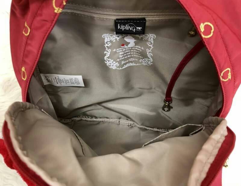 New arrival!! Kipling Disney’s Snow White Paola Satin Backpack Factory oem HK พร้อมส่ง!! กระเป๋าสะพายหลังรุ่นใหม่ล่าสุด ต้อนรับตรุษจีนและวาเลนท์ไทน์ ปี 2018 วัสดุไนล่อนคุณภาพสูง ช่องซิปหน้ากว้าง ใส่สัมภาระได้จุ เปิดปิดกระเป๋าช่องหลักแบบซิปคู่ อะไหล่อย่างด