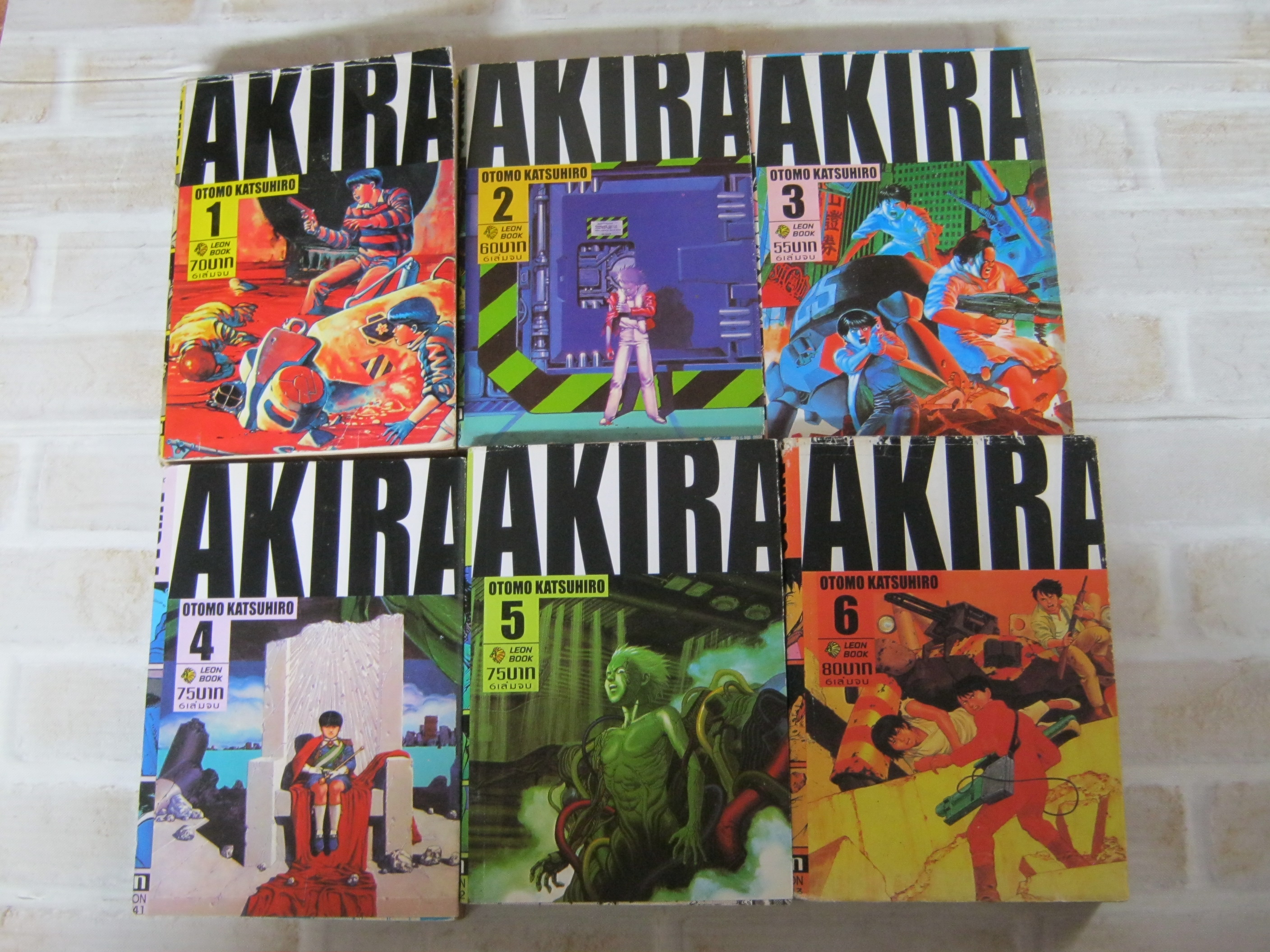 AKIRA ครบชุด 6 เล่มจบ Otomo Katsuhiro เขียน ***สินค้าหมด***