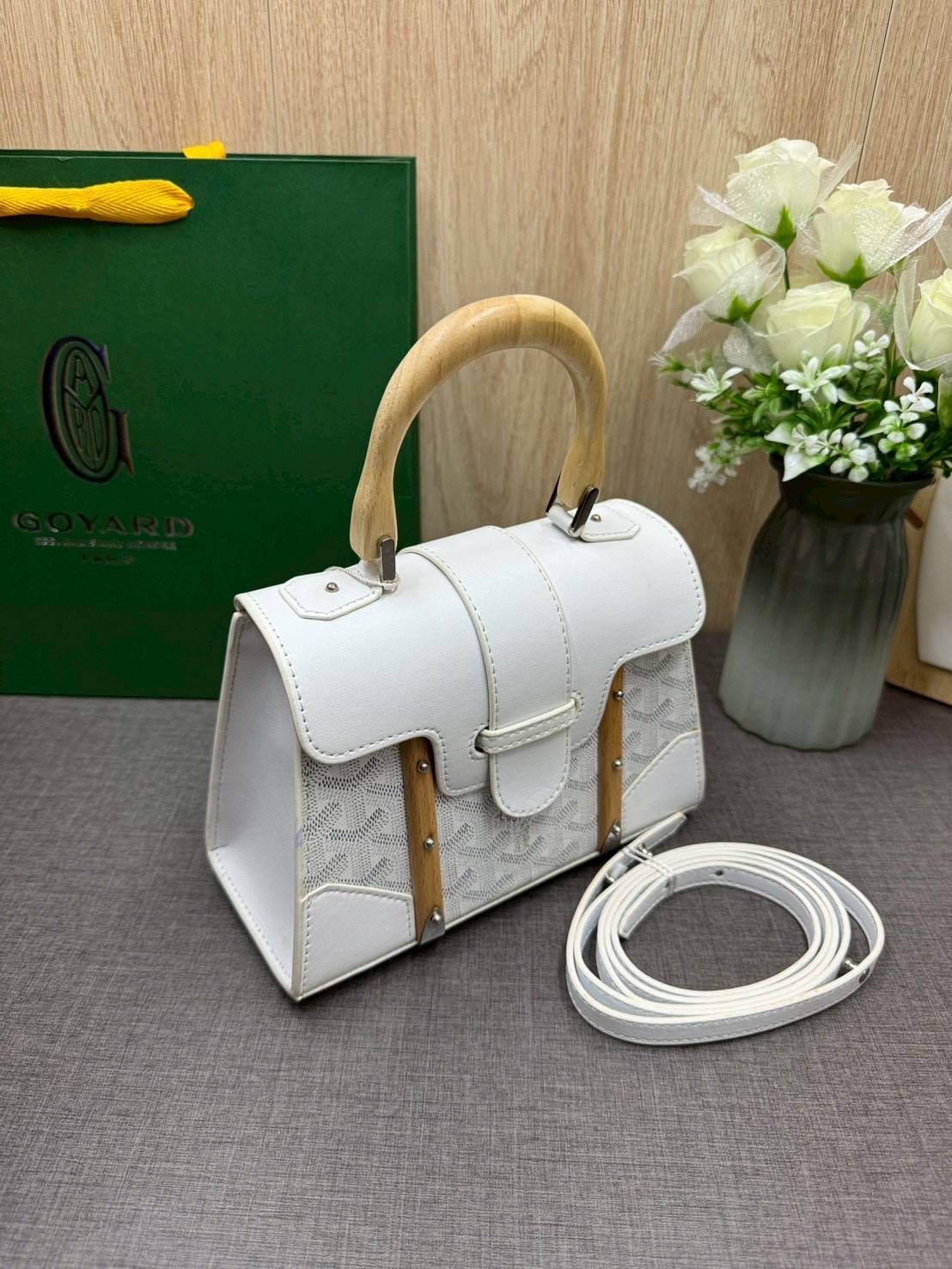 10 สี ORI หนังแท้ | GOYARD Saïgon Souple Mini Bag 20cm กระเป๋าถือ/สะพายดีไซน์หูจับไม้เป็นเอกลักษณ์ที่สวยหรูหราสง่างาม