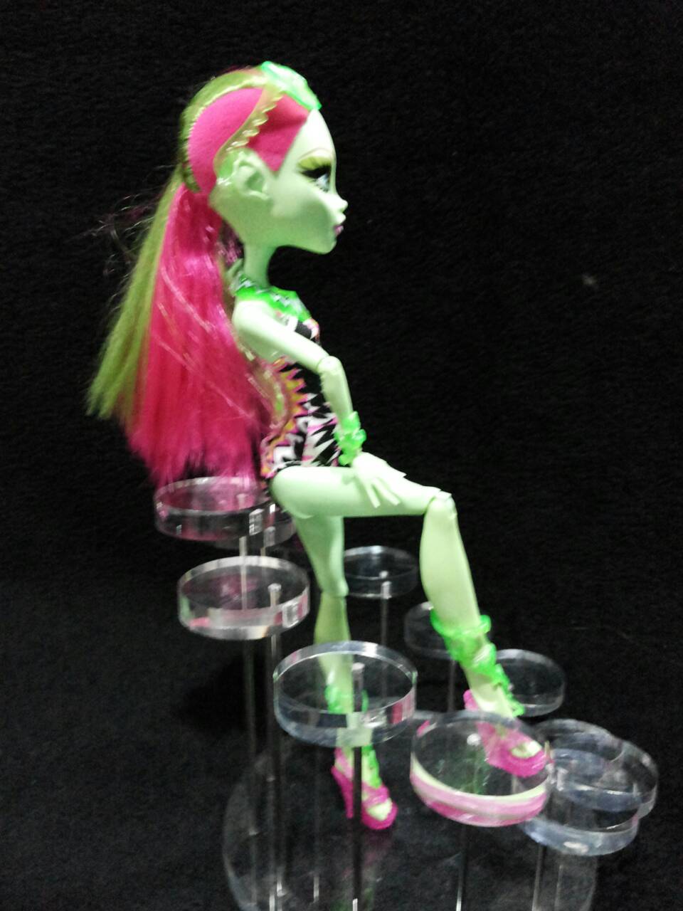 Monster High Venus McFlytrap Swim Class ตุ๊กตามอนสเตอร์ไฮของแท้มือสองสภาพดีมากๆ