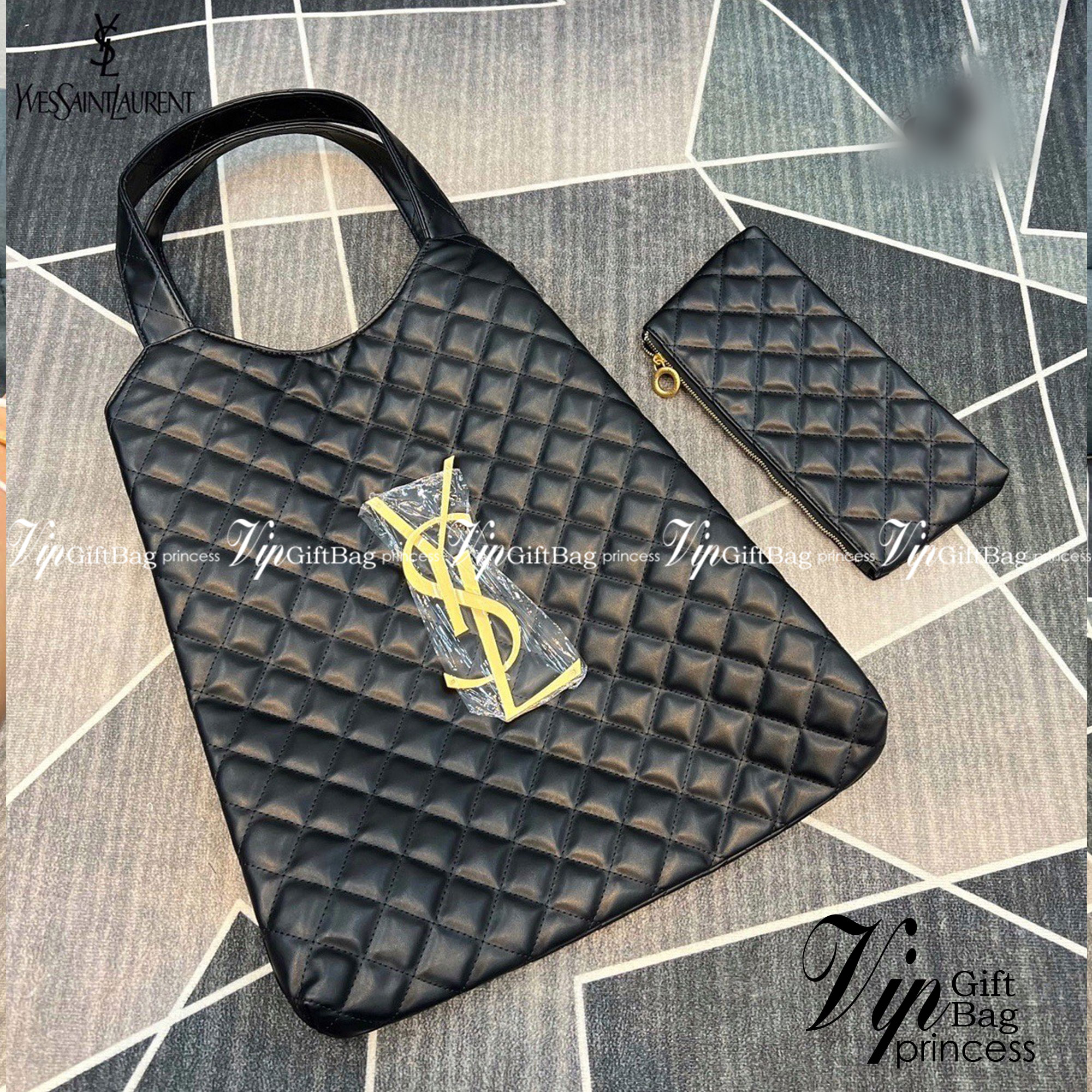 YSL icare maxi shopping bag in quilted lambskin / YSL tote bag กระเป๋าไซส์ใหญ่ พร้อมใบเล็ก หนังบุนิ่มเย็บลายตาข่าย (Quilted Bag) ดีไซน์คล้ายตะกร้าช็อปปิ้ง โฉบเฉี่ยวกว่าหลายระดับด้วยการประดับฮาร์ดแวร์ทองเหลืองในตัวอักษร YSL บนหนังสีดำสร้างความสะดุดตา มอบสไ