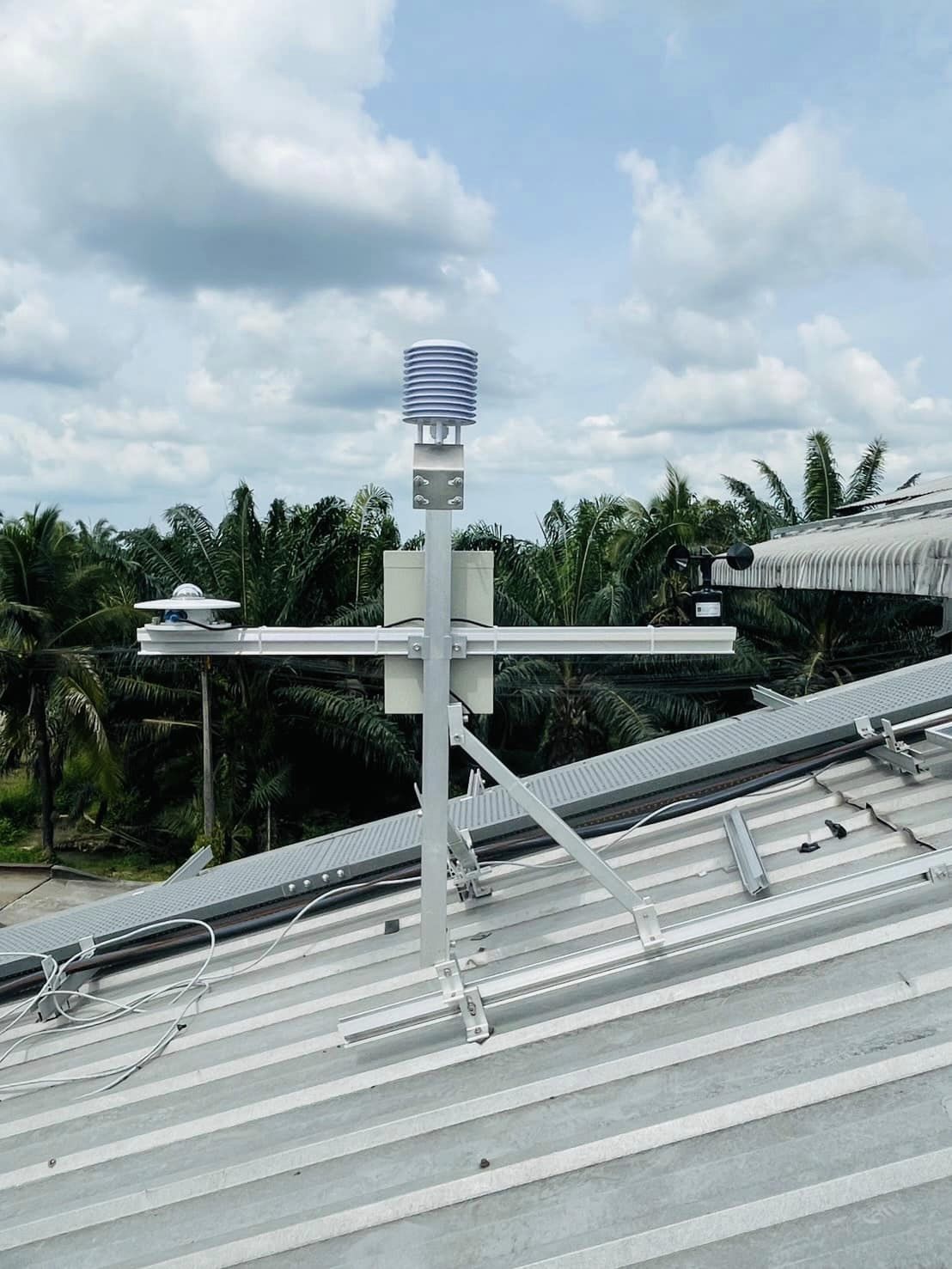 Solar Monitoring Sensor เพื่อการตรวจสอบสภาพแวดล้อม และคุณภาพของแผงโซลาร์