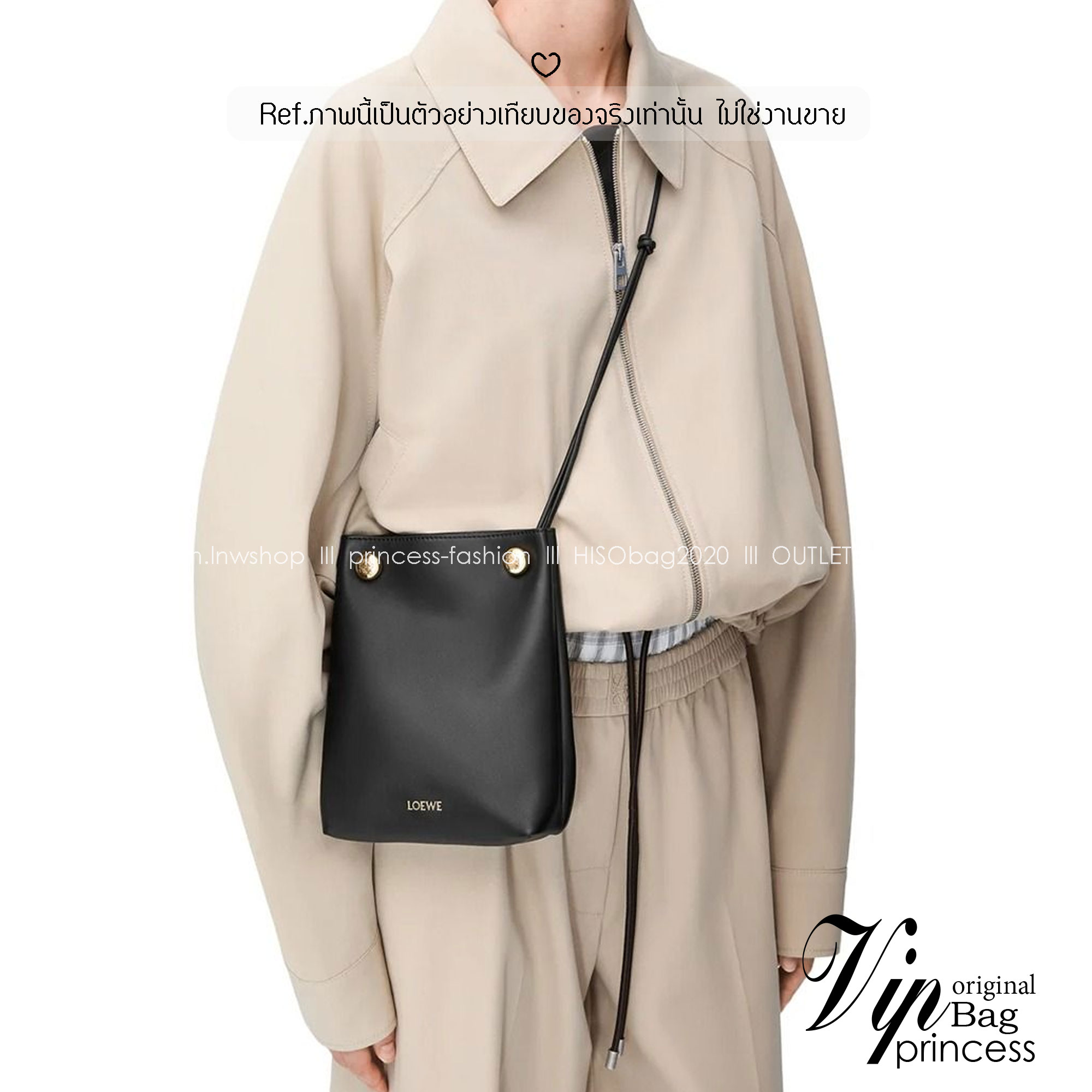 ORI หนังแท้ | LOEWE pebble pouch in smooth กระเป๋าทรงโท้ทดีไซน์คลาสสิค เรียบง่ายแต่ดูแพง มีระดับสุดๆ แต่งหมุดปั้มโลโก้แบรนด์สีทองสวยโดดเด่น เหมาะเป็นไอเท็ม everyday bag จริงๆ