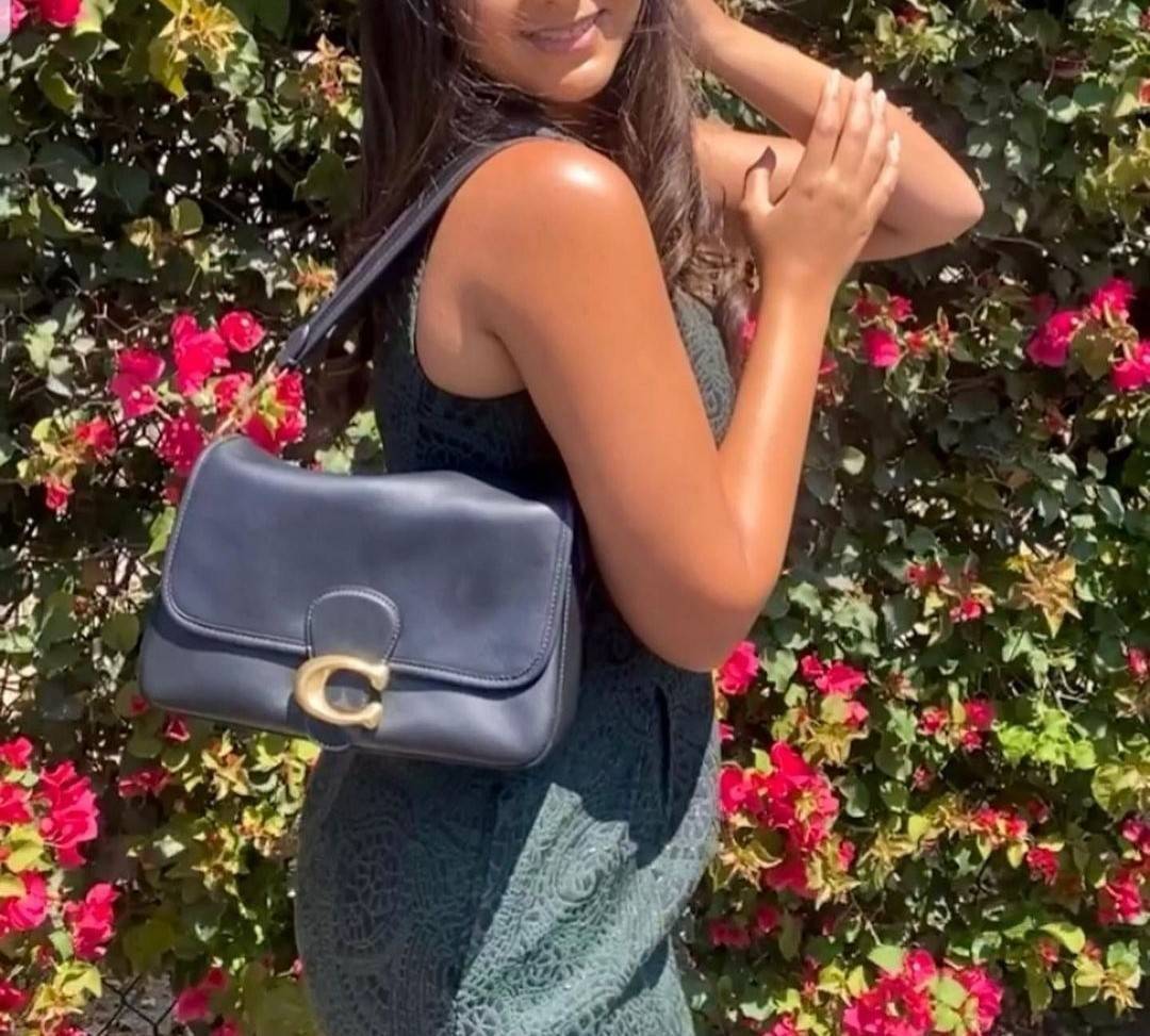 COACH SOFT TABBY SHOULDER BAG (C4823//C5261) กระเป๋าถือ กระเป๋าสะพาย ที่ใครๆก็เข้าถึงได้ หรูหรา คลาสสิค ลุคเรียบร้อย แต่ความสวยไม่น้อย! ดาเมจความลุคผู้ดีรุนแรงมาก!!เกินต้าน!!// วัสดุหนังแท้ทั้งใบ หนังเรียบ หนังนิ่มมากๆ อยู่ทรงสวยมากๆด้วย// ด้านในโล่งกว้าง