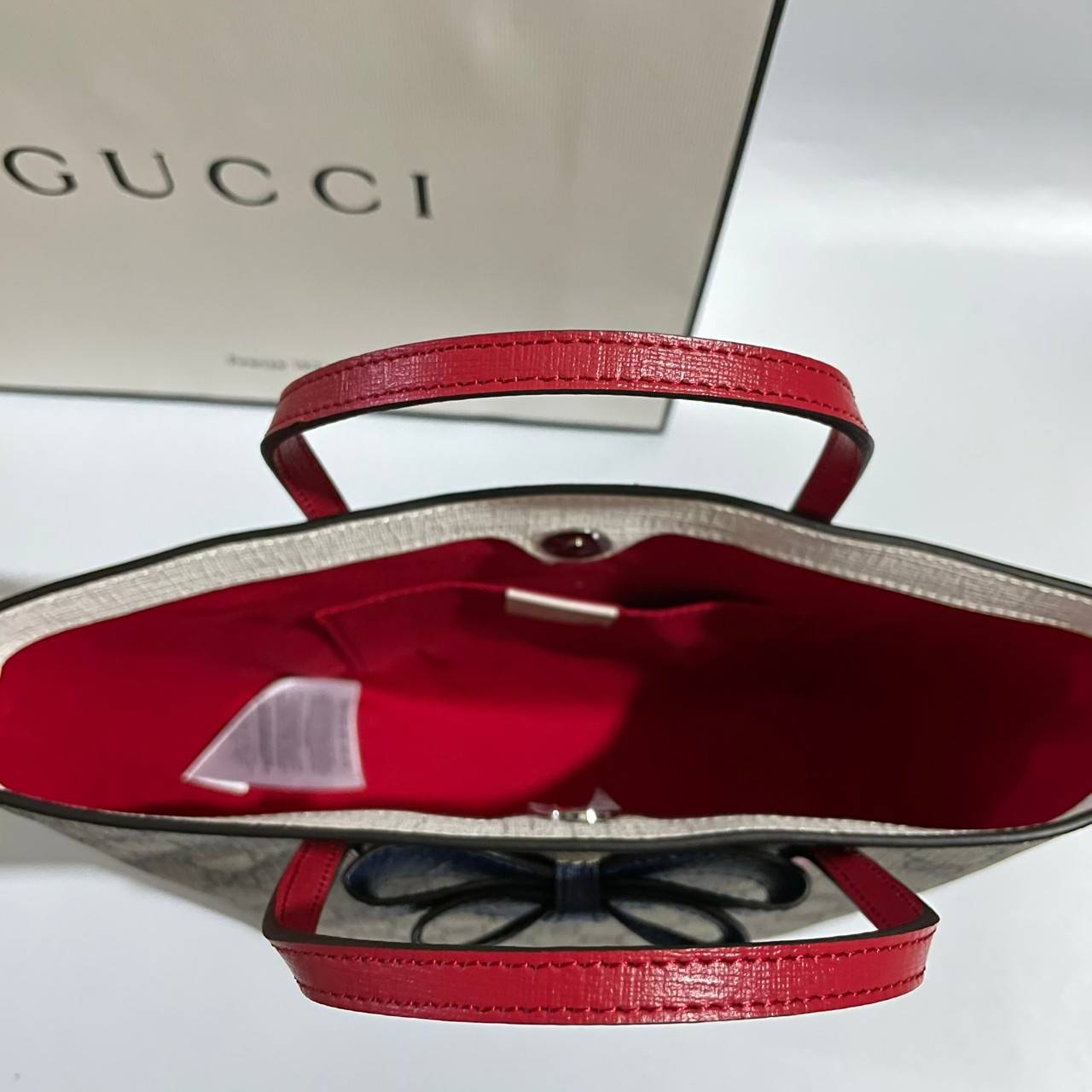 VIP 】Animal-Friendly Gucci Kid GG Supreme Tote Bag งานหนังแท้ทรงตั้งสวย ขนาดกะทัดรัด จุของได้เยอะ ใช้ได้ทั้งเด็กและผู้ใหญ่ น่ารักมากค่ะ