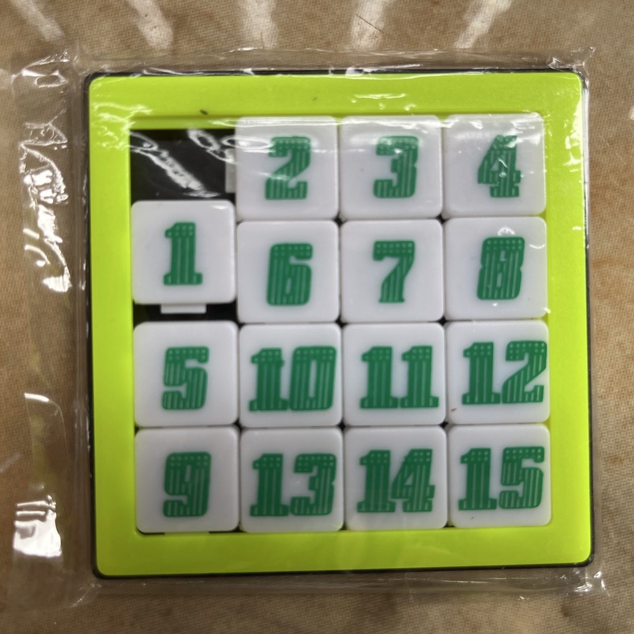 เกมเลื่อนเรียงตัวเลขแบบพลาสติก 1-15