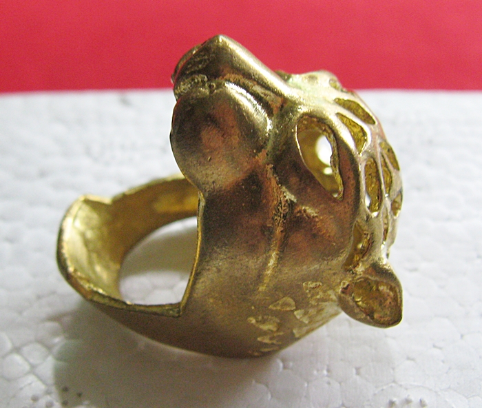 แหวนหัวเสือดาวทองเหลืองค่ะ