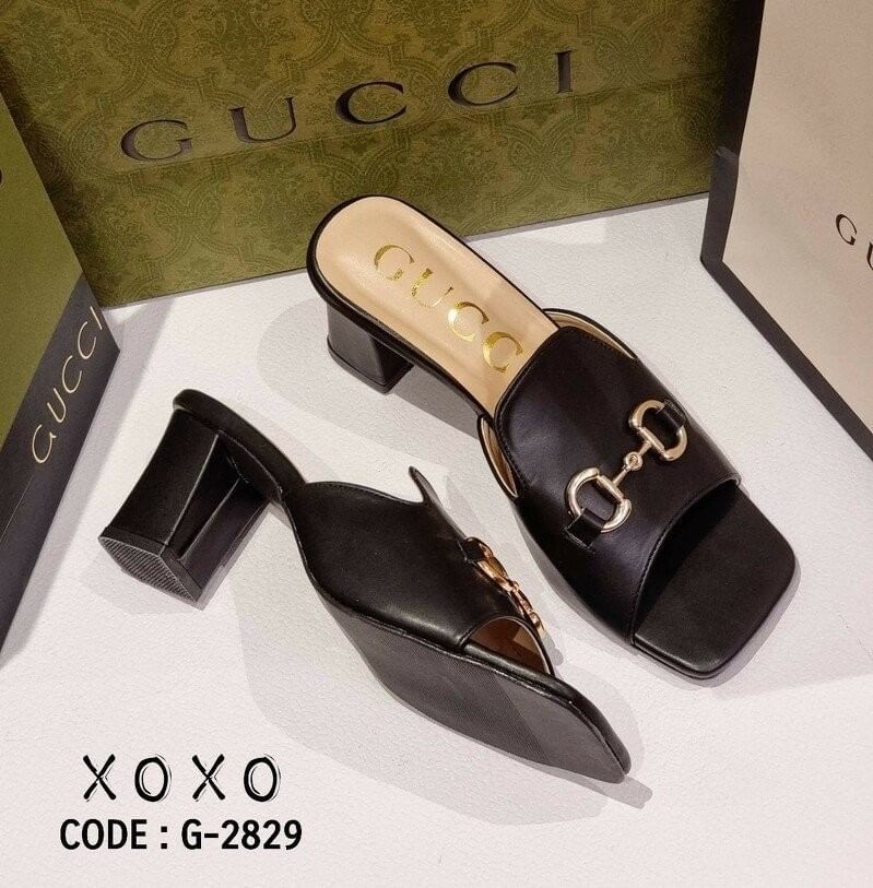 Gucci Mid Heel รองเท้าส้นกลาง 3 นิ้ว งานสวม สวย เก๋ วัสดุหนัง PU ทรงเปิด ด้านบนติดอะไหล่สีทอง ส้นแท่ง ยื่น เดิน ใช้งานง่าย น้ำหนักเบา แมทส์ชุดง่าย