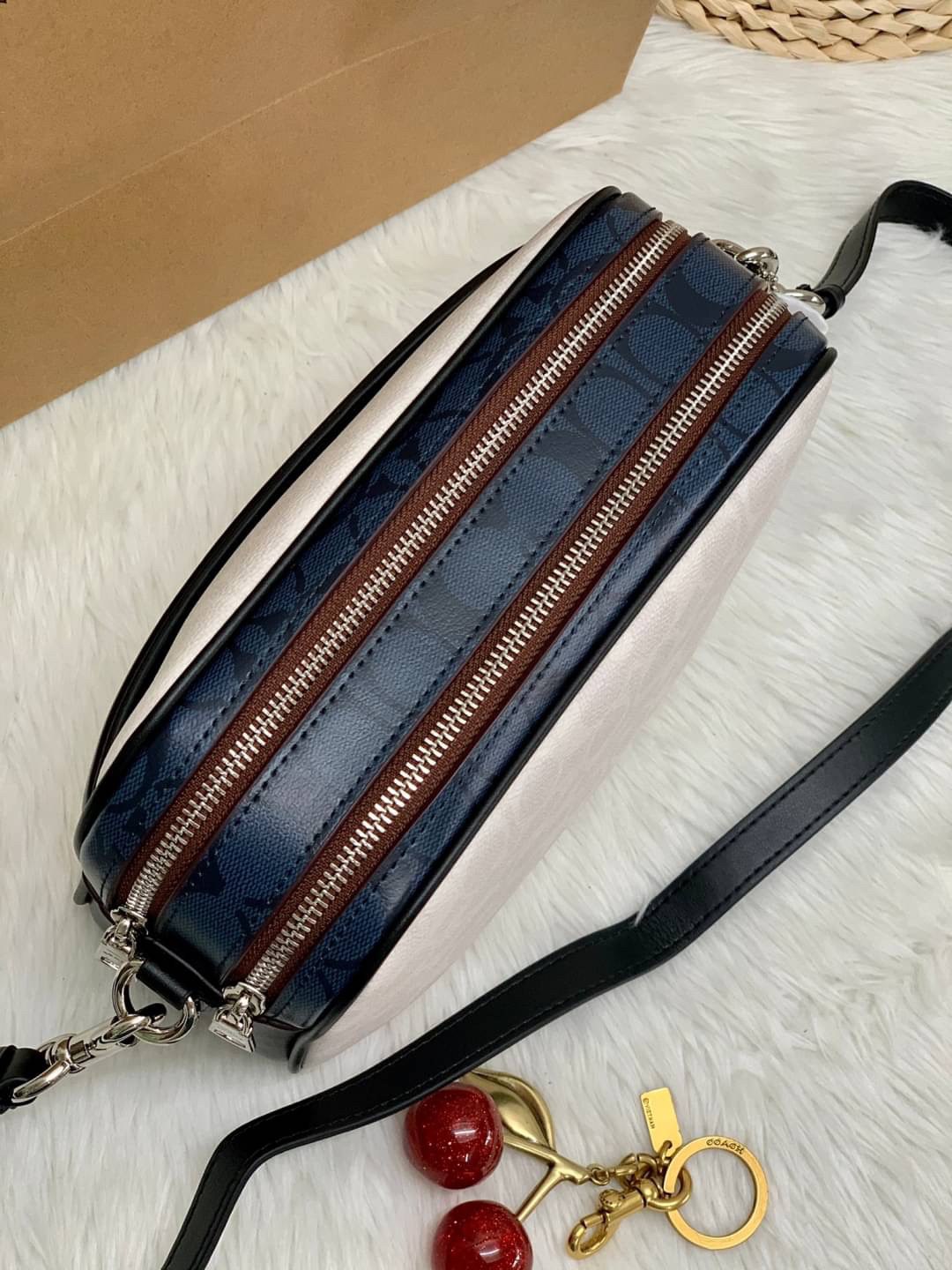 COACH JES CROSSBODY IN BLOCKED SIGNATURE ((68167)