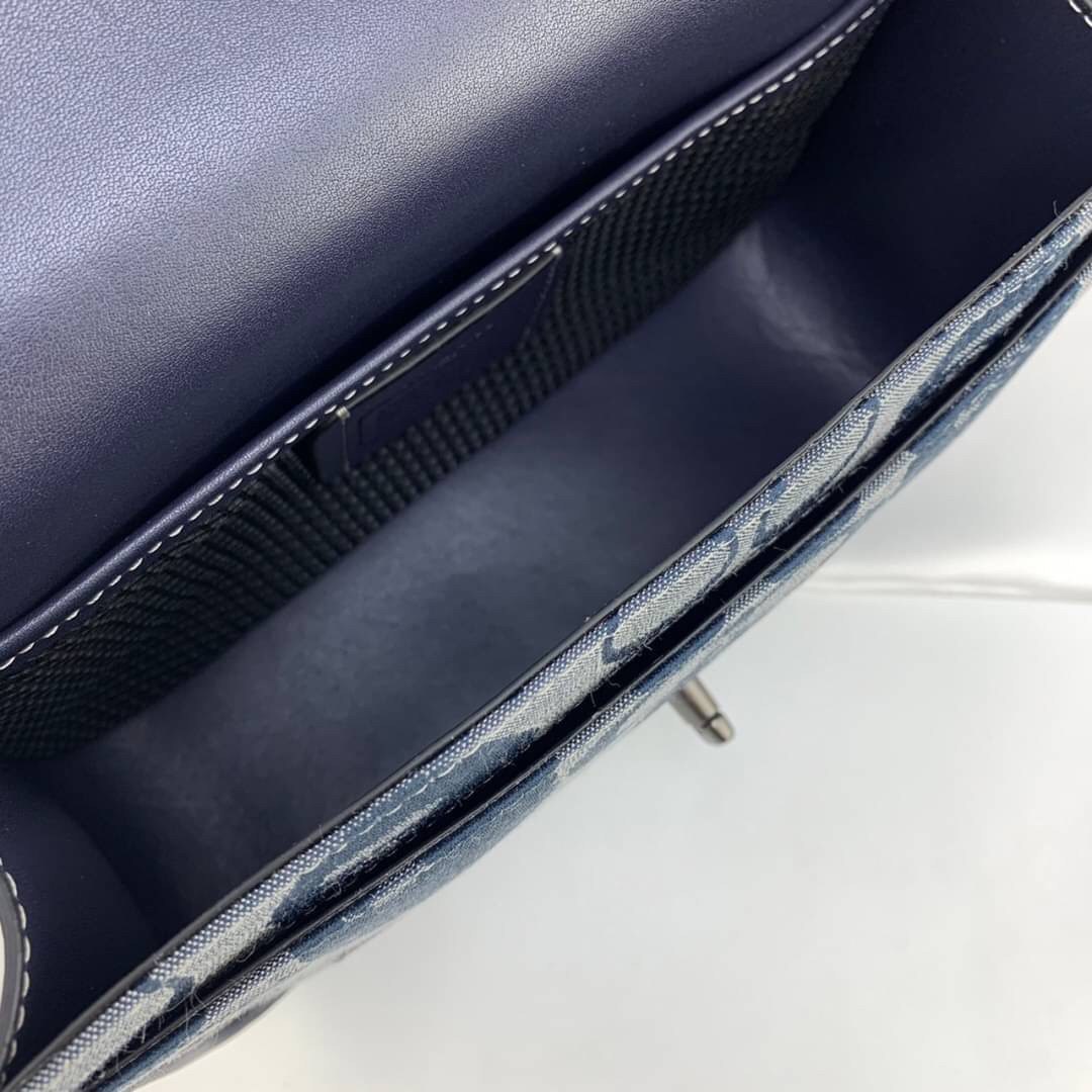 OUTLET 】COACH Bape X Coach Turnlock Tab Belt Bag In Signature Chambray พร้อมส่งที่ไทย