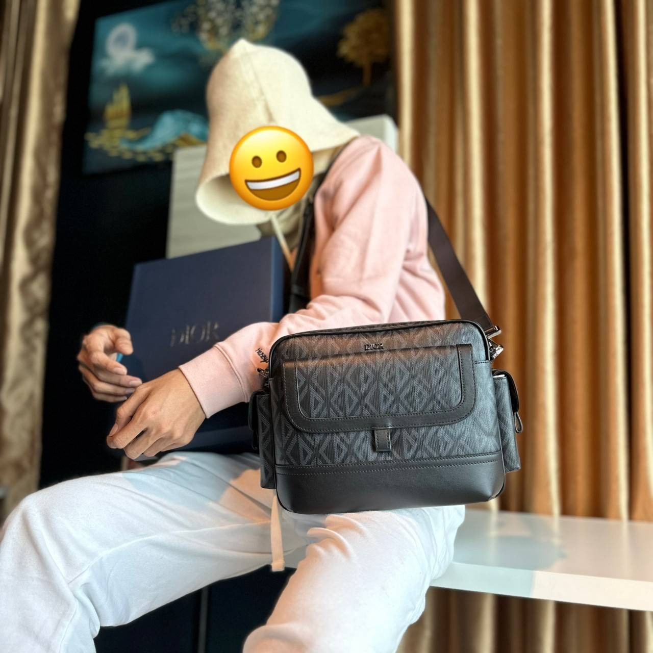 DIOR HIT THE ROAD MESSENGER BAG CD Diamond Canvas and Smooth Calfskin เกรดเทพออริจินอล หนังแท้ งานดีสุด ภาพถ่ายจากงานขายจริง ใช้งานต่างประเทศได้