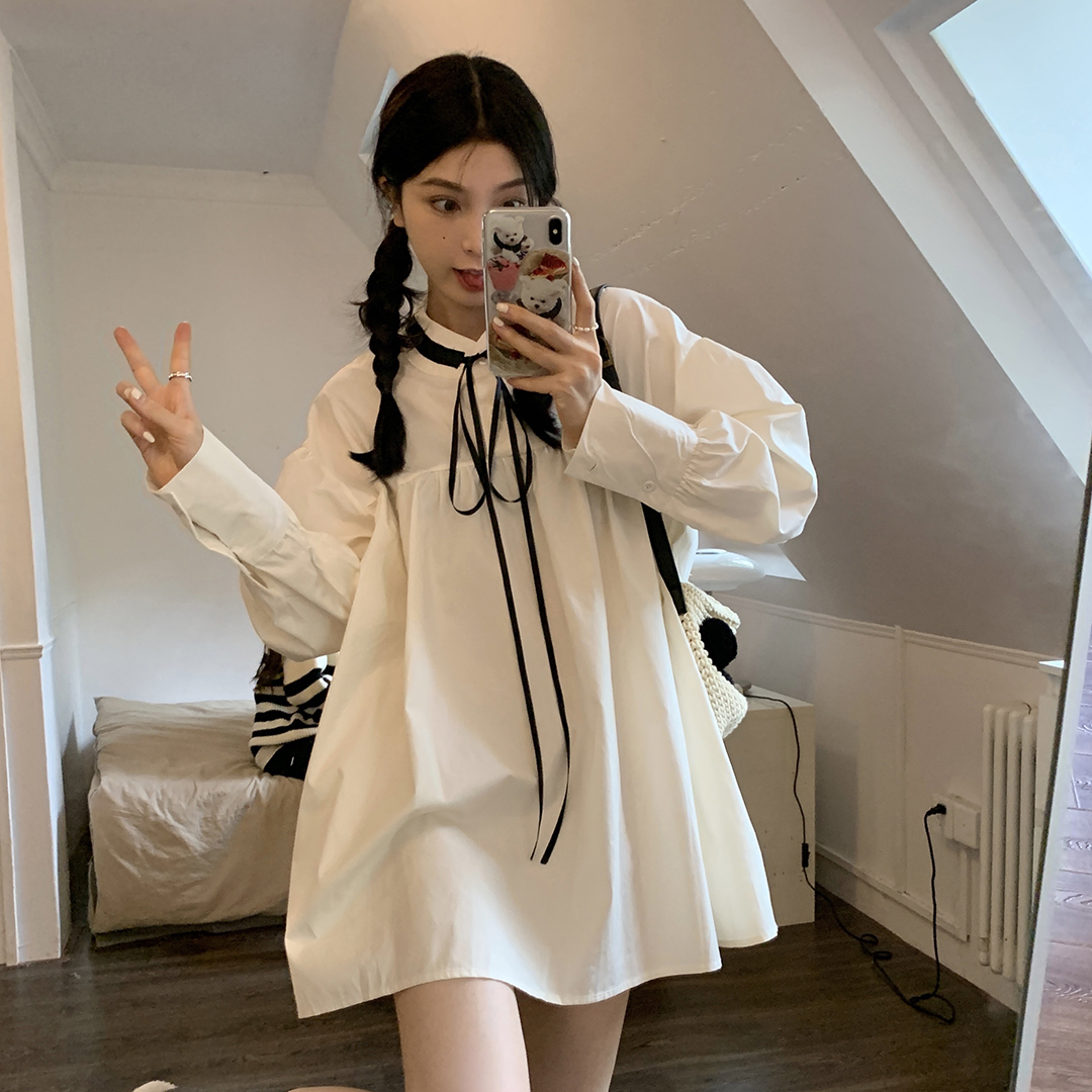 พร้อมส่ง 🏹🩰 Anne dress เดรสแขนยาวตัวสั้นแต่งสายผูกโบว์สีดำ (IN38175)