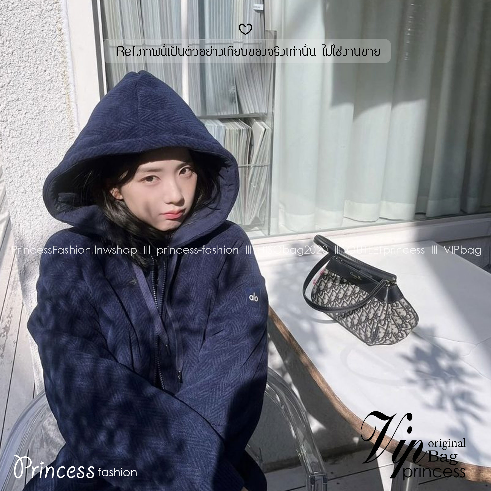 DIOR KEY BAG small 8" กระเป๋าสะพายไหล่รุ่นใหม่ กระเป๋าถือที่ฮ็อตสุดๆ เพราะ Sold out หมดเว็บไซต์เป็นที่เรียบร้อยด้วยดีไซน์ที่ดูหรูหรา