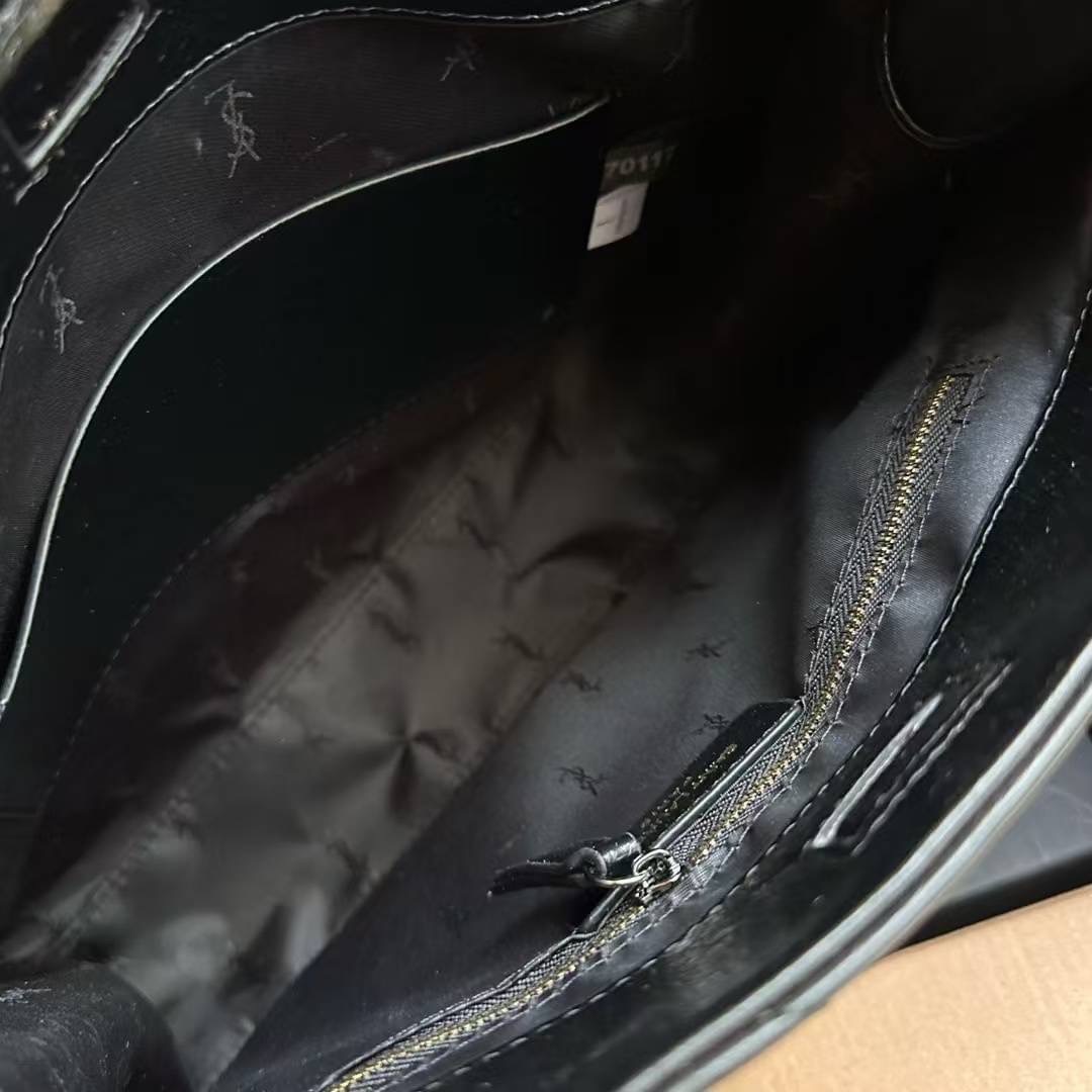 YSL Shopper Niki Tote Bag กระเป๋าสะพายทรงโท้ทใบใหญ่กำลังสวย หรูหราขั้นสุด เสิร์ฟมาให้สวยทันใช้ปีใหม่แน่นอน ใบจริงดูแพงเกินคุ้ม -- [รับตัวแทนกระเป๋า]