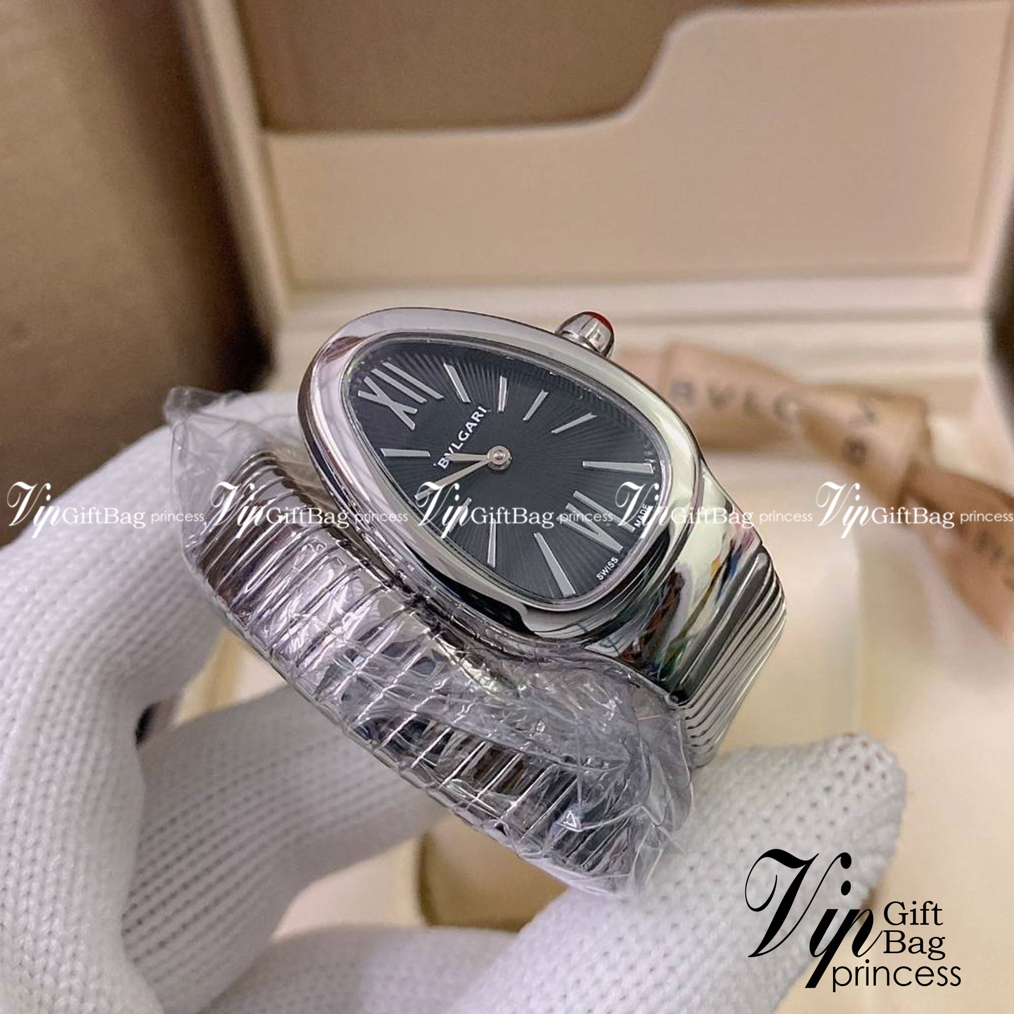 BVLGARI SERPENTI WATCH 24mm 26mm นาฬิกาบุลการี รุ่นหน้าปัดไม่มีเพชร นาฬิกาผู้หญิง ระบบถ่าน Quartz ภาพสินค้าถ่ายจากงานขายจริง