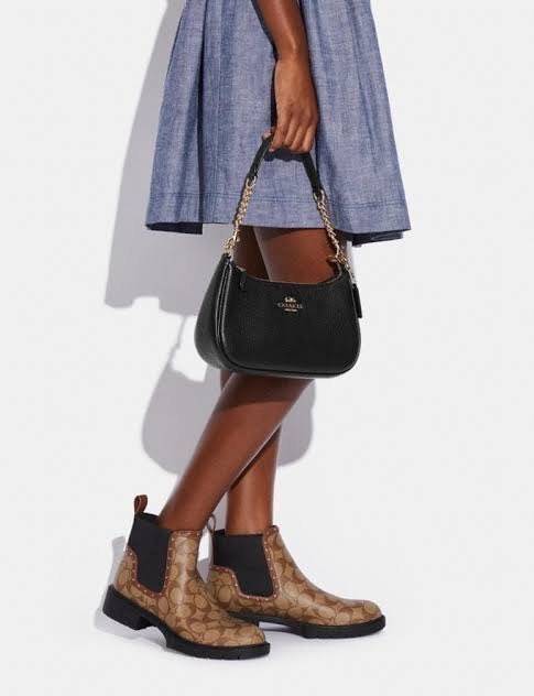 พร้อมส่งครบสี สวยทุกสีเลยค่า😘 ((CA173//CA209//CA548)) COACH TERI SHOULDER BAG 🔹กระเป๋าทรงพอช ในรูปแบบหนังแท้ หนังนิ่มสวยมากค่ะ