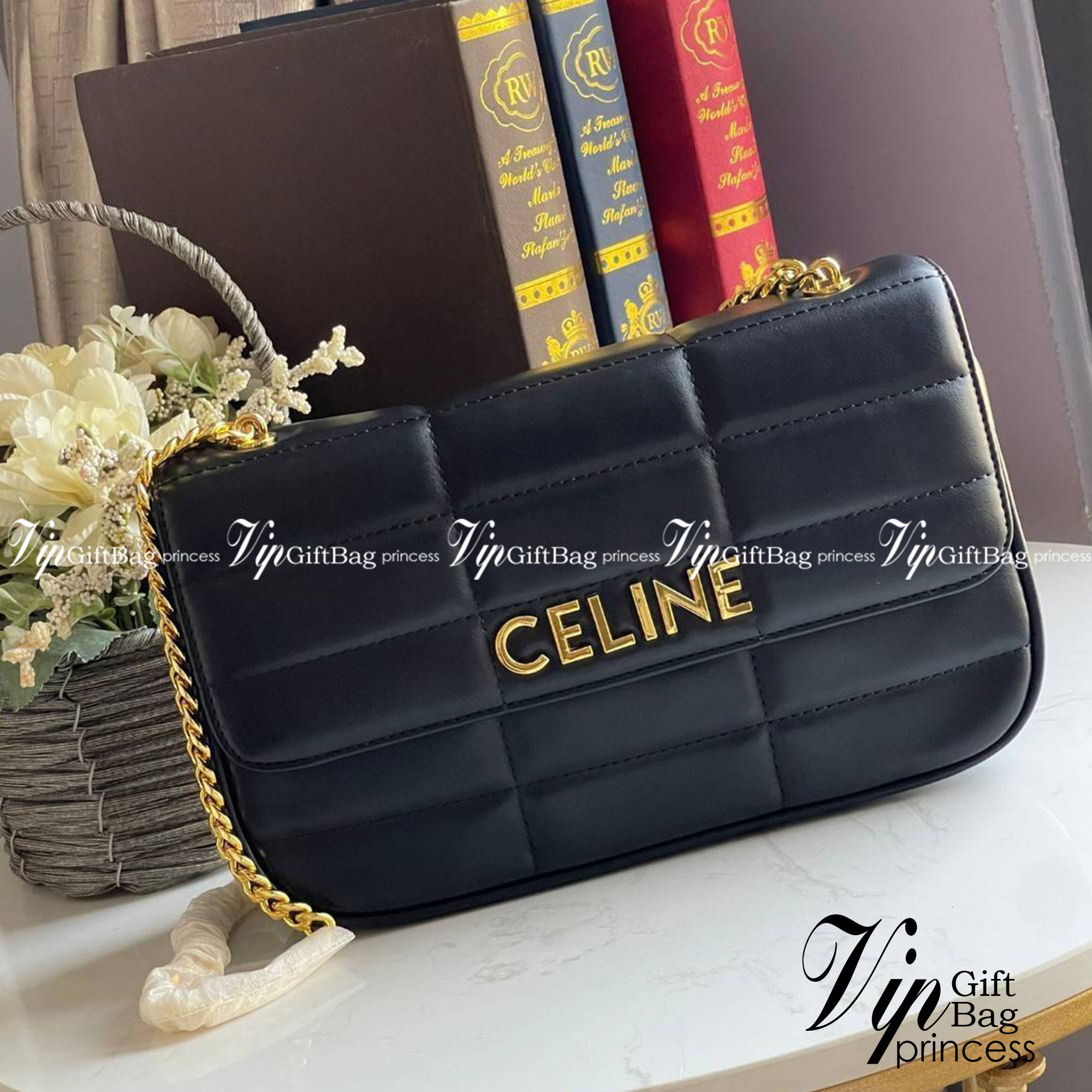 CELINE CHAIN SHOULDER BAG MATELASSE MONOCHROME CELINE in Quilted Goatskin กระเป๋าเทรนด์กระเป๋าสุดฮอตแต่ยังคงความคลาสสิก