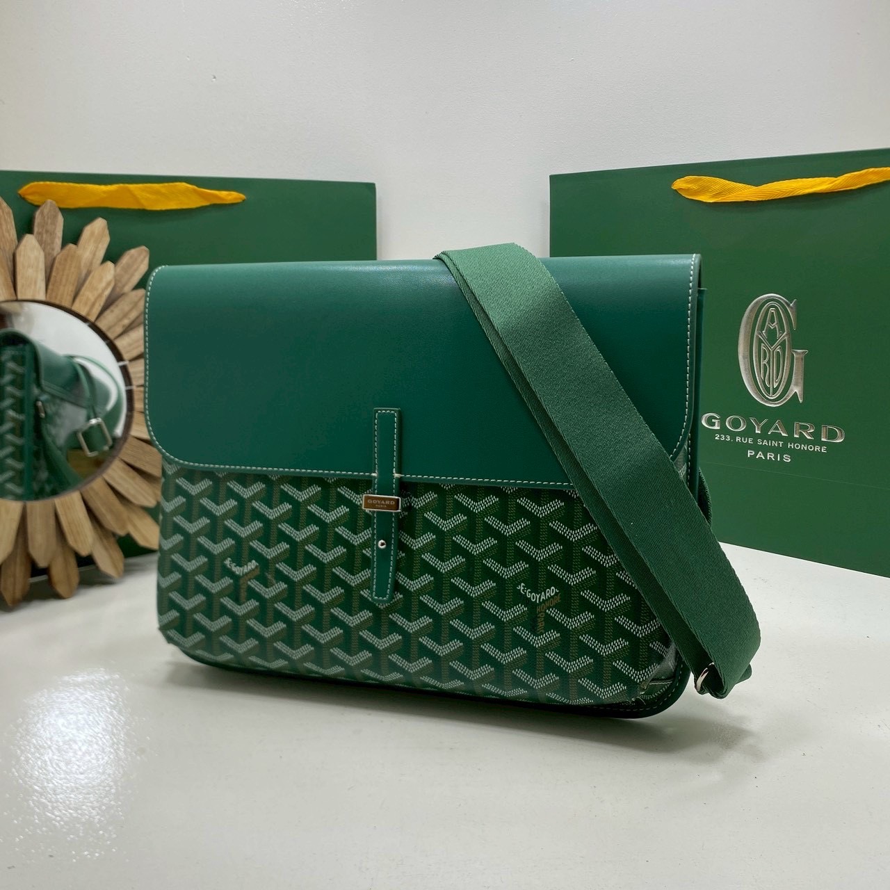 ORI หนังแท้ | Goyard Coursier Messenger bag กระเป๋าแมสเซ็นเจอร์ดีไซน์ใหม่ กะทัดรัดใช้งานได้อย่างคล่องตัว เหมาะมากสำหรับสายสปอร์ต ที่สุดของความหรูตอบโจทย์การใช้งาน ใบจริงสวยงามตามรูปค่ะ