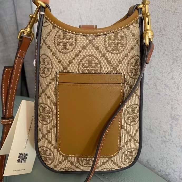 Tory Burch T Monogram Phone Crossbody / Tory Phone Bag พร้อมส่ง กระเป๋าใส่โทรศัพท์ สวยคม ด้านหลังมีช่องใส่บัตร