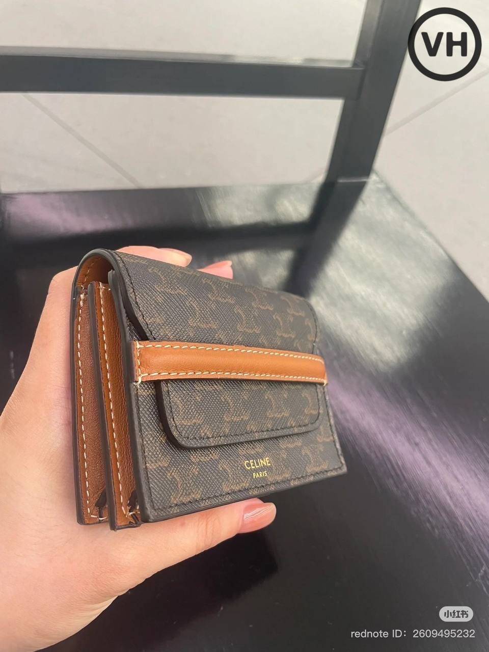 ORI หนังแท้ | CELINE BUSINESS CARD HOLDER TRIOMPHE IN Triomphe / CELINE Wallet กระเป๋าสตางค์ใส่การ์ด ใส่เหรียญ กระเป๋าสตางค์ใบสั้น กระเป๋าสตางค์ซีลีน