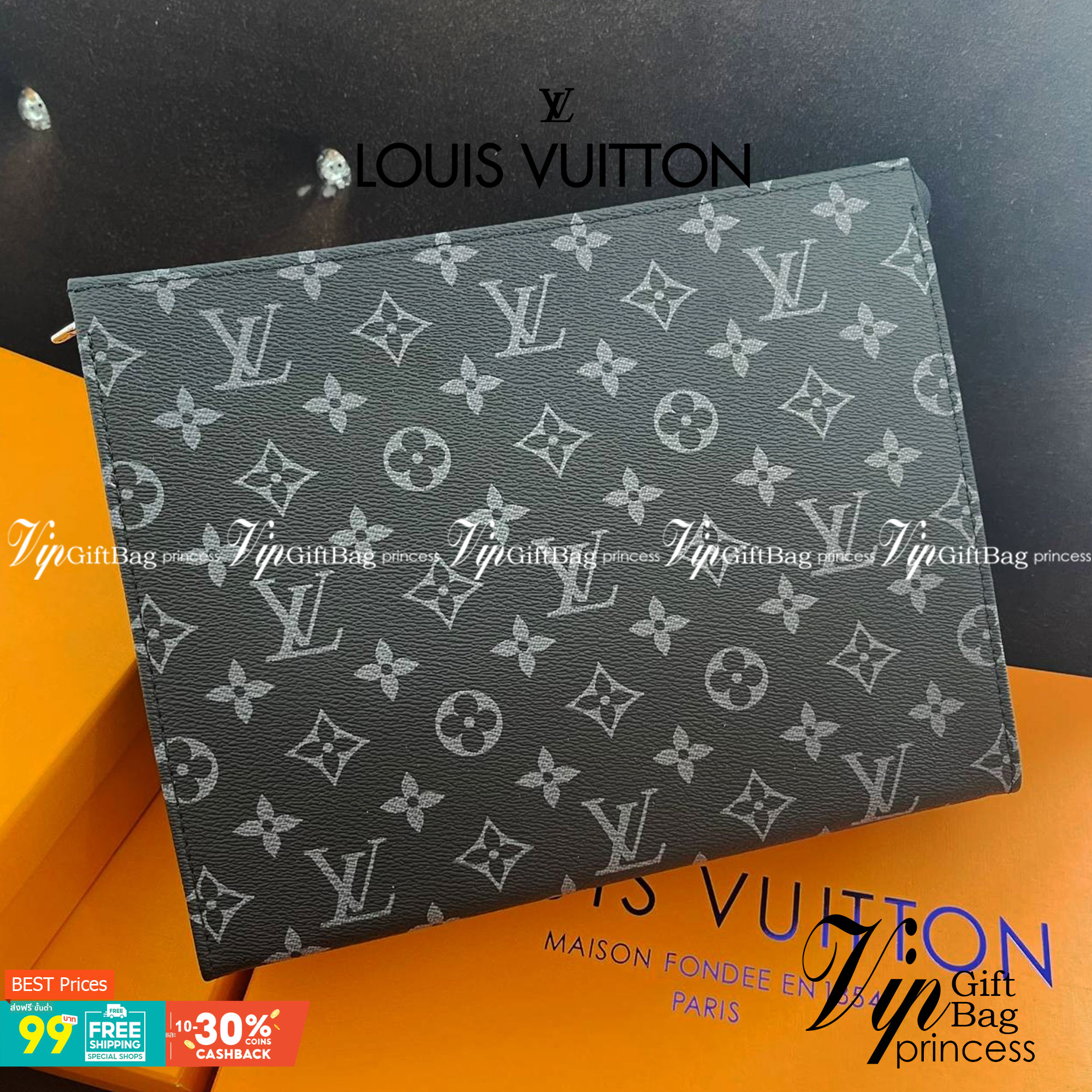 หนังแท้ LOUIS VUITTON POCHETTE VOYAGE CLUTCH BAG พร้อมส่งที่ไทย!! ที่นี่ที่เดียว LV CLUTCH ขายดีตลอดกาล ไม่มีตกยุค ถือคูลๆ เลยค่า