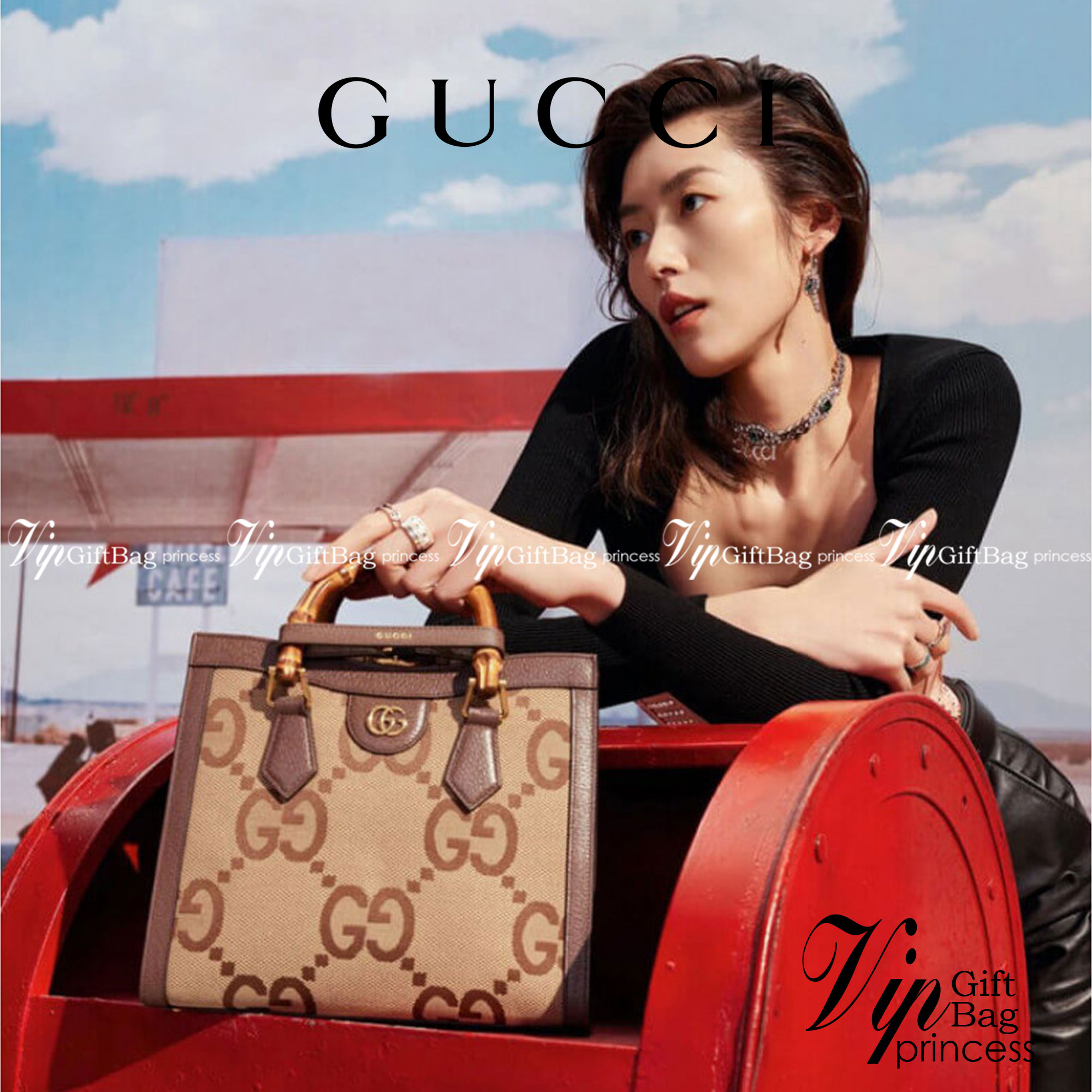 หนังแท้ Gucci Diana jumbo GG small tote bag 27cm พร้อมส่งที่ไทย Brown Camel and ebony jumbo GG canvas ภาพสินค้าถ่ายจากงานขายจริง ใช้งานต่างประเทศได้ค่ะ