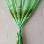 ผ้าม่านหน้าต่างแบบสอด ลายต้นสน สีเขียว