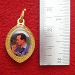 สินค้าหมดค่ะ ล็อกเก็ต2หน้าในหลวง พิมพ์เล็กเลี่ยมทองไมครอน แบบ5ค่ะ