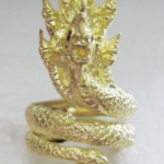 สินค้าเลิกผลิตค่ะ แหวนพญานาค7เศียรเนื้อทองเหลือง ประดับพลอยสีแดง เสริมอำนาจ คุ้มครองค่ะ