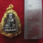 สินค้าหมดค่ะ จี้หลวงปู่ทวดเนื้อทองเหลืองรมดำเลี่ยมทองไมครอนพร้อมใบคาถาค่ะ