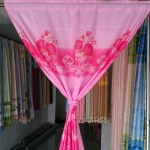 ผ้าม่านหน้าต่างแบบสอด ลายกุหลาบ สีชมพูอ่อน