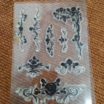 ตัวปั๊มใส ชุด ลายคั่นกรอบกุหลาบ