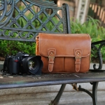 กระเป๋ากล้องหนัง B0008