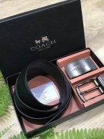 NEW ARRIVAL! ห้ามพลาดเซทสุดคุ้ม ซื้อ1ได้ถึง2! COACH BELT VALUE PACK BOX SET เซทเข็มขัด 2in1 Limited Edition จาก Coach Factory ในเซทมีหัวเข็มขัด2แบบ2สไตล์สวยน่าใช้พร้อมสายเข็มขัดสามารถใช้ได้ทั้ง2ด้าน2สีดำน้ำตาลให้หนุ่มๆสลับใช้ได้ถึง 4 รูปแบบในเซทเดียวไม่จำ