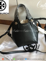TORY BURCH BUCKET BAG กระเป๋าทรงขนมจีสอดไส้กระเป๋าผ้าแคนวาส อะไหล่เงิน วัสดุใบนอกหนังเรียบสีดำทั้งใบ