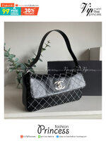 Chanel E/W Quilted Chain Stitch Flap Bag - Black Shoulder Bag / CHANEL VIP CROSSBODY BAG กระเป๋าทรงสะพายข้าง หนังพียู อะไหล่เงิน เย็บกิมมิคตารางสีขาว
