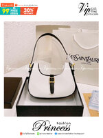 VIP 🥂 YSL HOBO LE FERMOIR / Yves Saint laurent le fermoir hobo bag in shiny leather กระเป๋าสะพายไหล่ ดีเทลหรู สวยครบทุกมุม ตอบโจทย์สาวๆทุกไลฟ์สไตล์ เพราะใช้งานได้ง่ายและสะดวก สัมผัสดีงามมากๆ น้ำหนักเบา ดูแพงที่สุด ปากกระเป๋ามีสายคาด กันของหล่นได้ร