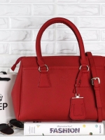 กระเป๋าทรงสวย จากแบรนด์ KEEP สามารถถือ สะพายได้ค่า *จุดเด่นที่ >ตัวกระเป๋าหนังลายสวยมากคะ >น้ำหนักเบามาก จุของคุ้มคะ >ทรงกระเป๋า ปรับทรงได้ เก็บ-ขยาย ทรงได้คะ >ขนาดกระเป๋าใส่ ไอแพด A4 ได้คะ > มีช่องย่อยแบ่งเก็บของ แยก ด้านหน้า ด้ารหลัง เก็บ