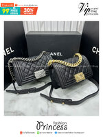 ORI หนังแท้ | CHANEL Boy 20cm shoulder bag กระเป๋าสะพายรุ่นยอดนิยม หรูหราระดับตำนาน สวยงามเหนือกาลเวลา