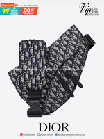 หนังแท้ DIOR MAXI SADDLE BAG Beige and Black Dior Oblique Jacquard พร้อมส่งที่ไทย งานหนังแท้และผ้าแจ็คการ์ดออริจินอล ภาพสินค้าถ่ายจากงานขายจริง ใช้งานต่างประเทศได้