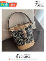 Mini : Tory Burch T Monogram Chenille Mini Bucket Bag กระเป๋าทรงบัคเก็ต ไซส์มินิ สีดำสุดคลาสสิก
